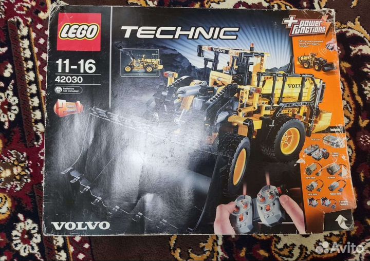 Lego Technic 42030 оригинал