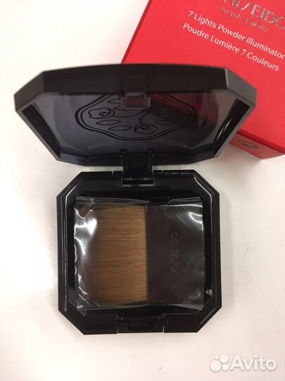 Shiseido Пудра 7 Цветов