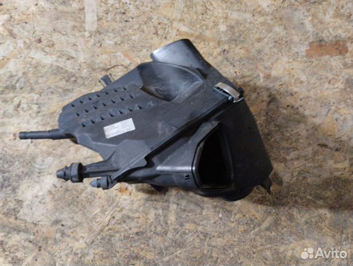 Корпус воздушного фильтра Audi A6 C6 4F BDX 2008