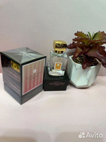 Victoria secret bombshell