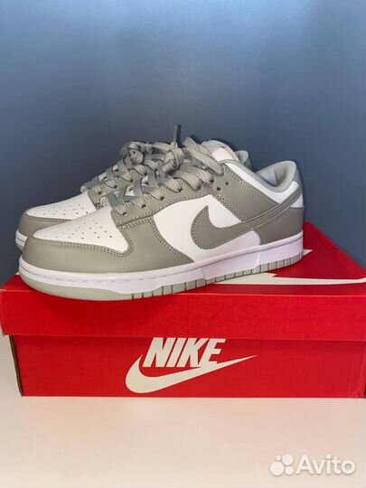 Nike Dunk Low 