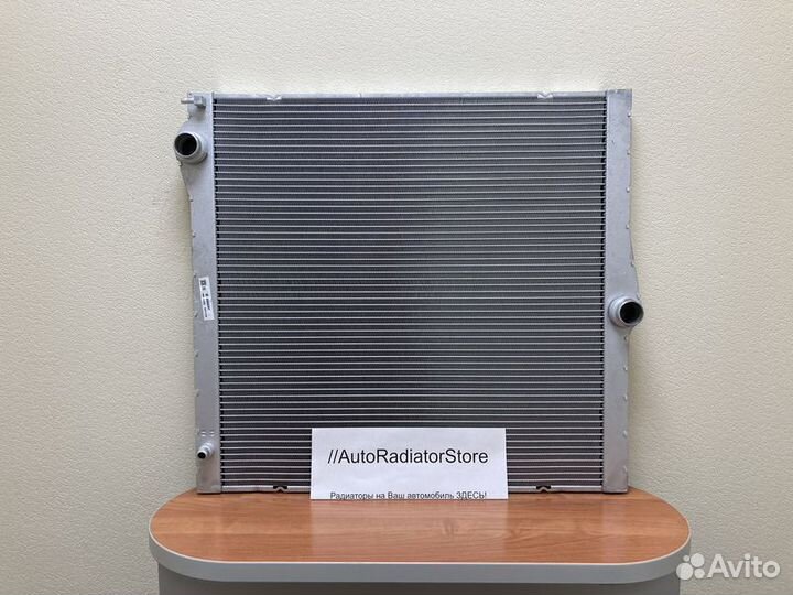 Радиатор охл. дв. BMW X5 (E70) 06