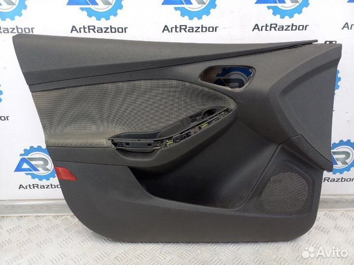 Обшивка двери передней левой Ford Focus 3 MK3 1.6