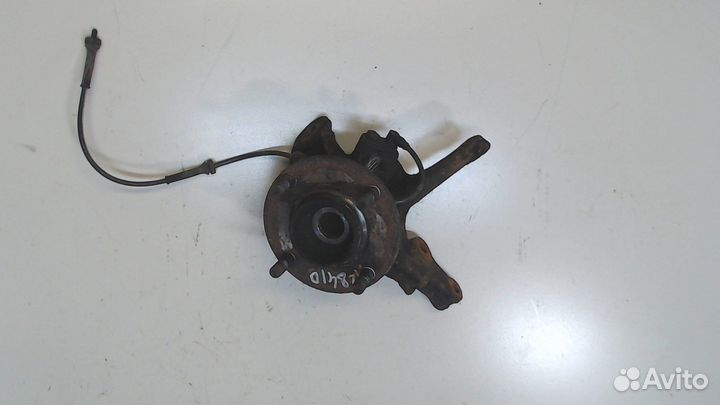 Ступица (кулак, цапфа) Nissan Almera N16, 2004