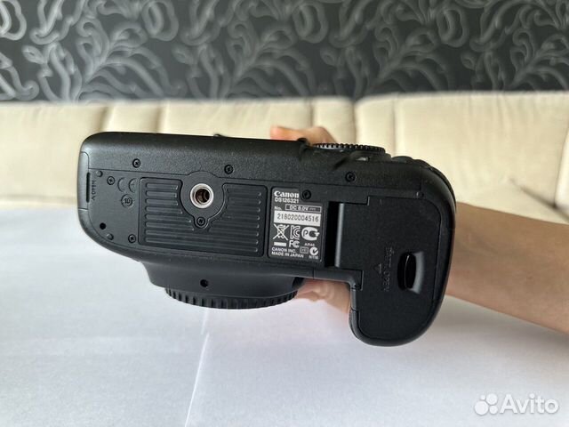 Зеркальный фотоаппарат Canon 5d Mark III объявление продам