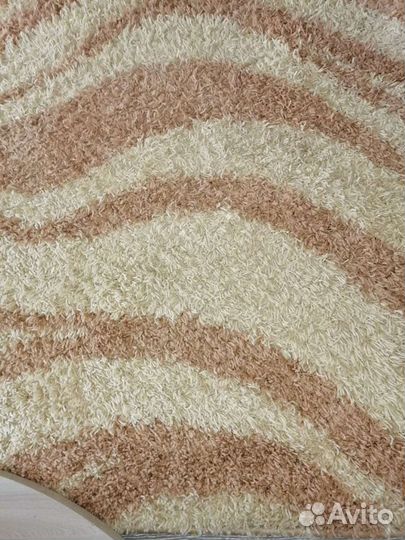 Ковер с ворсом б.у.2,45 на 2,38