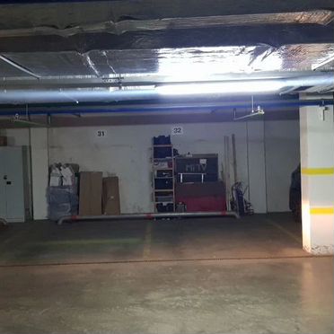 Машиноместо, 15 м²