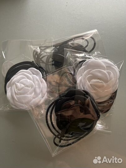 Чокер с сердцем и чокер с розой