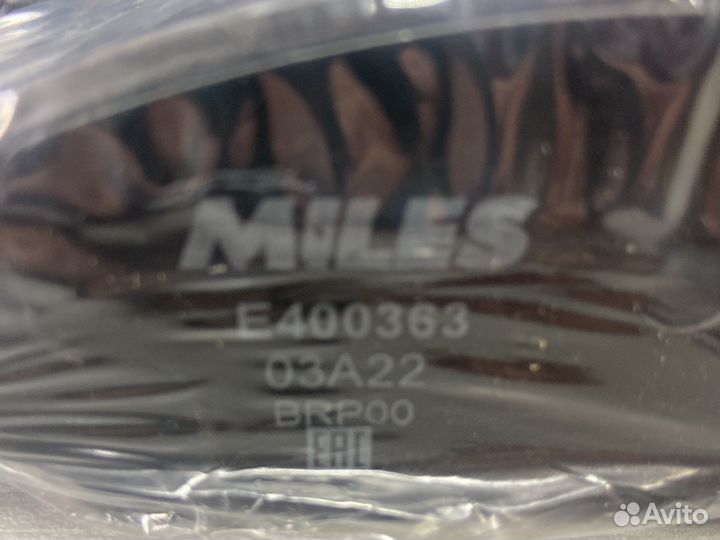 Передние тормозные колодки Nissan Almera classic