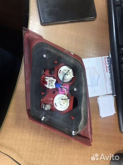 Фонарь внутренний левый Chevrolet Lacetti