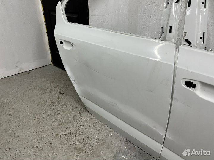 Skoda Octavia a7 дверь