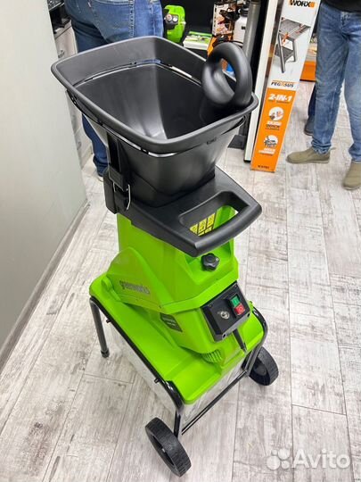 Измельчитель с ящиком Greenworks gacsb 2500W