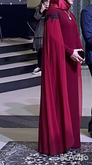 Вечернее платье