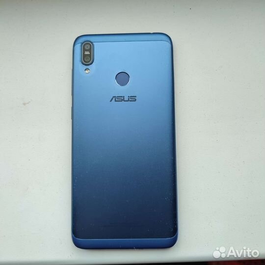 Телефон Asus (ZB633KL)