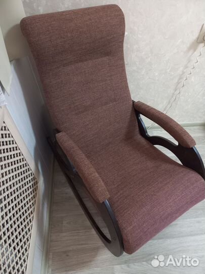 Кресло качалка мало б/у