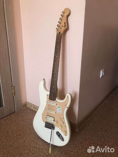 Fender squier bullet Strat электро гитара