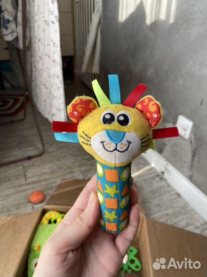 Игрушки для малышей пакетом
