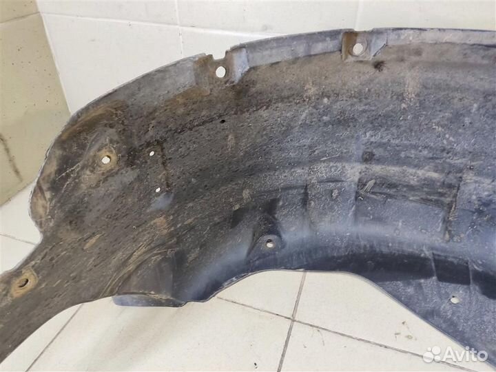 Подкрылок задний правый Land Rover Discovery 4 20