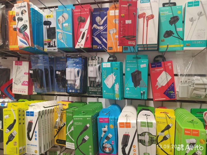 Аксессуары для сотовых, наушники