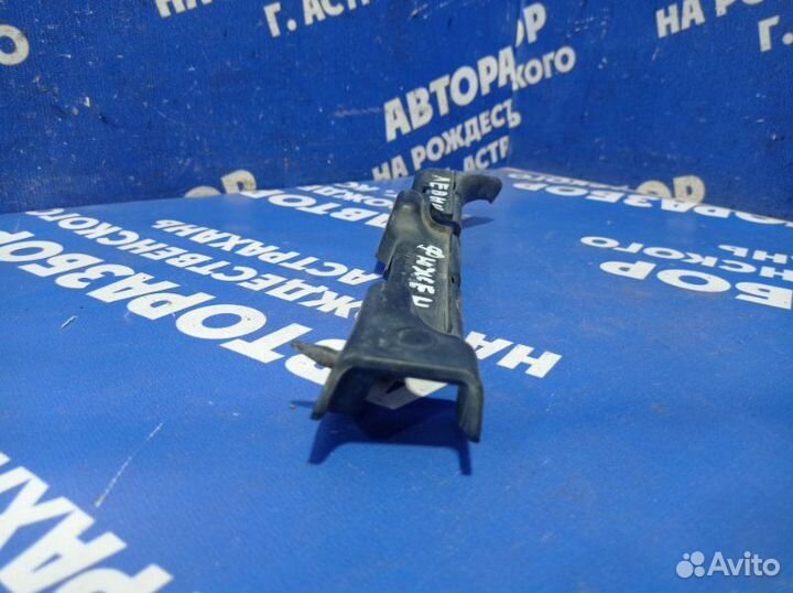 Крепление заднего бампера Ford Fusion хэтчбек 2006