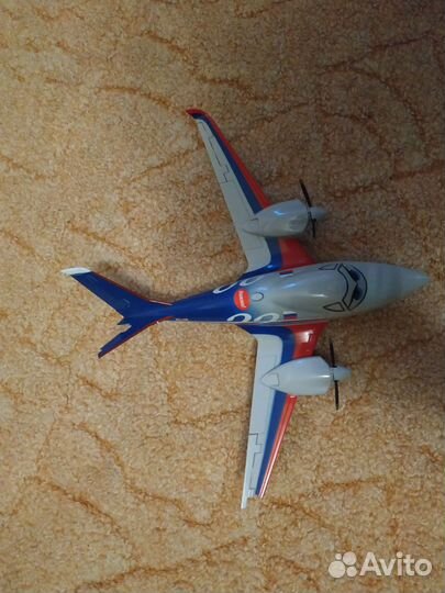 Самолетики Эльчупакабра и Таня