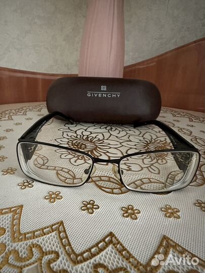 Очки -3,5 givenchy