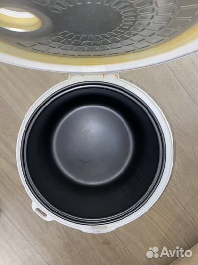 Мультиварка polaris 5л