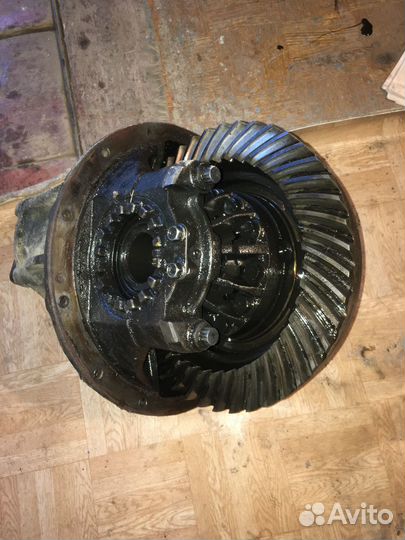 Редуктор заднего моста б/у с автобуса isuzu Богдан