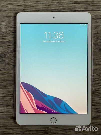 iPad mini 4 16gb wi-fi планшет золотой