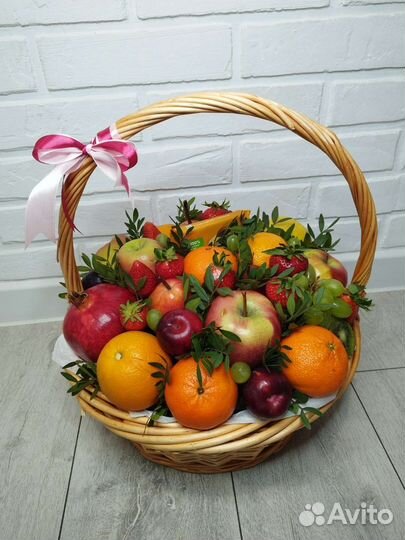 Корзины из фруктов. Букеты из сухофруктов