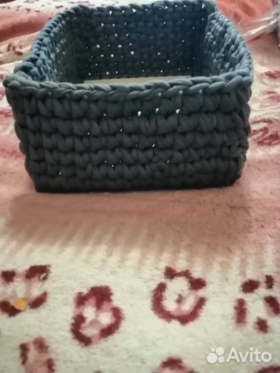 Корзина вязаная