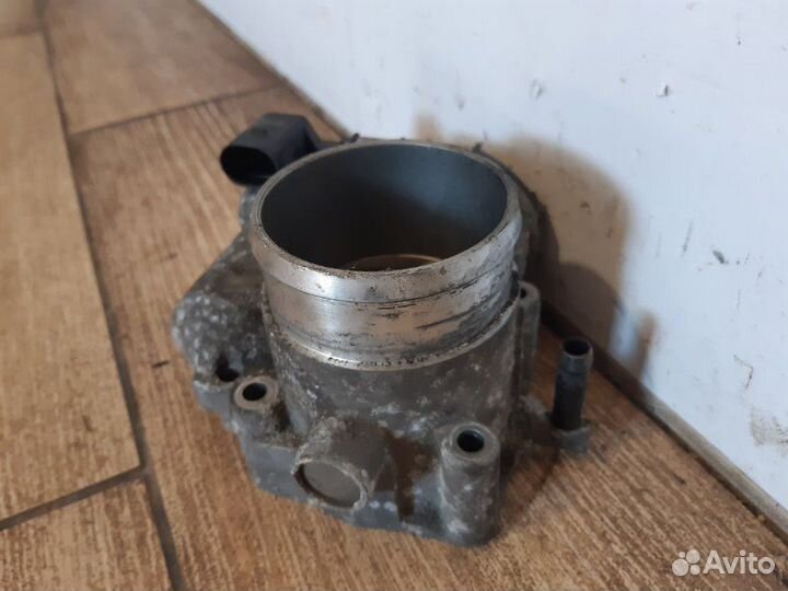 Дроссельная заслонка Skoda Octavia Rs A4 (1U2)