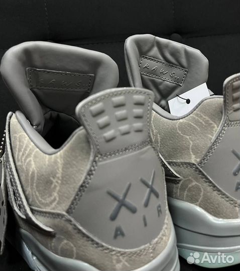 Кроссовки Nike Kaws 41-43, отличный стиль