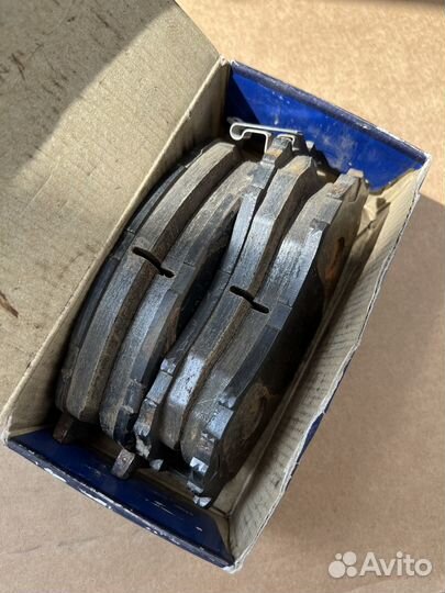 Тормозные колодки (Advics) передние на Subaru