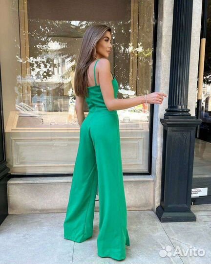 Комбинезон женский