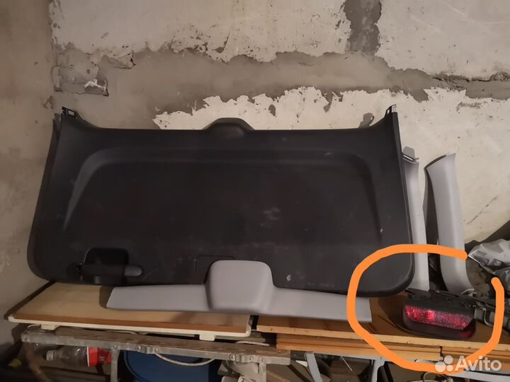 Стоп сигнал фонарь двери багажника Honda cr-v 3