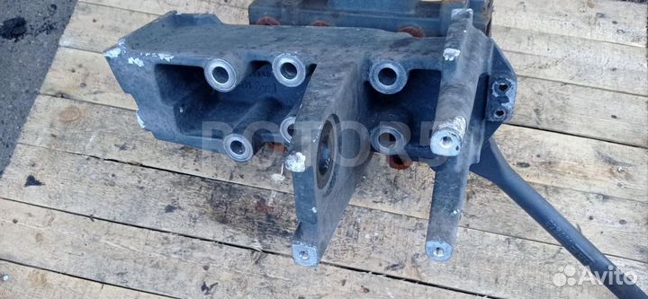 Кронштейн амортизатора кабины правый DAF CF-series