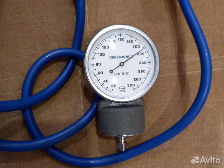 Тонометр механический