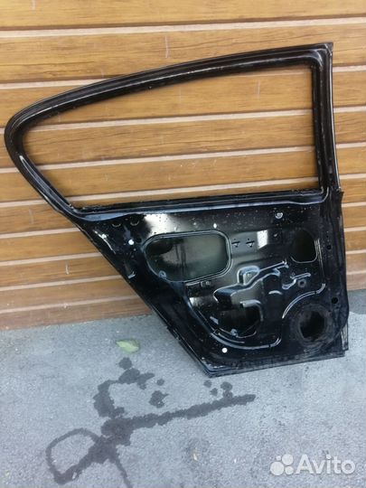 Дверь задняя правая Opel Astra H хэтчбек