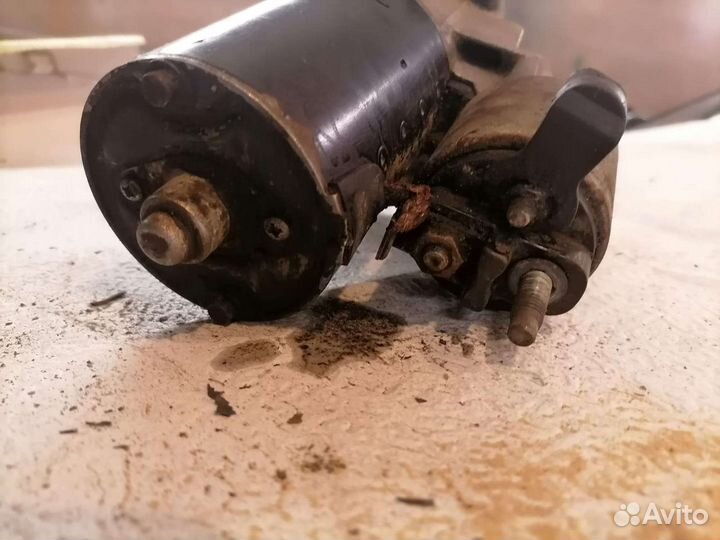 Стартер крайслер воуджер 2.0L