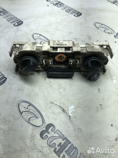 Блок управления отопителем Skoda Fabia