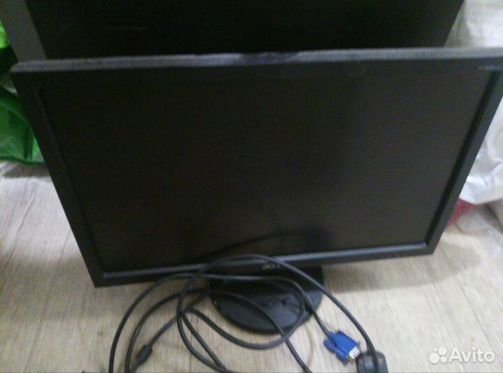 Монитор 19 широкоформатный