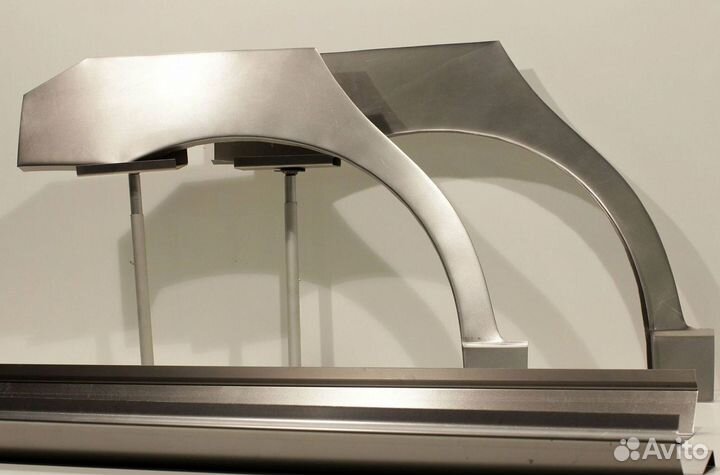 Кузовные пороги Subaru