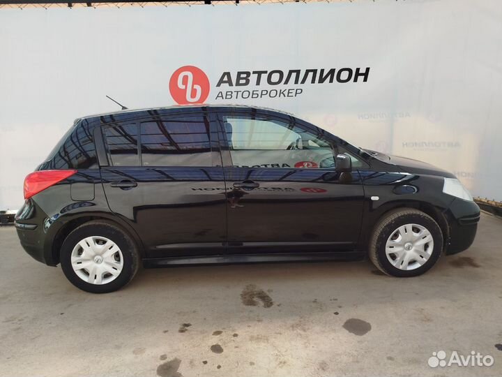 Nissan Tiida 1.6 МТ, 2011, 124 278 км