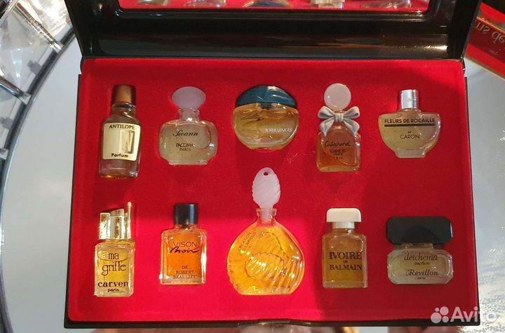 Набор винтажных миниатюр духи