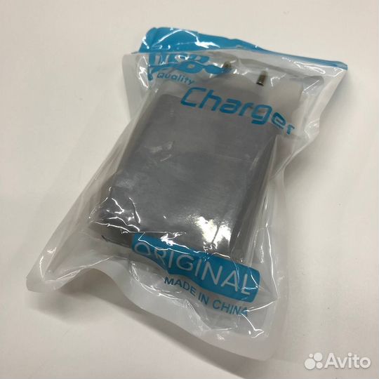 Сетевой адаптер 120W 2USB+3type-c F002 черный