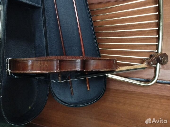 Скрипка 4/4 немецкая мануфактура Забронировано