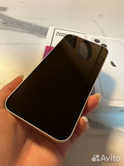 iPhone 13