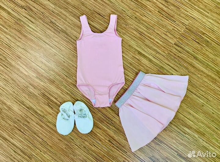 Спортивный комплект на девочку