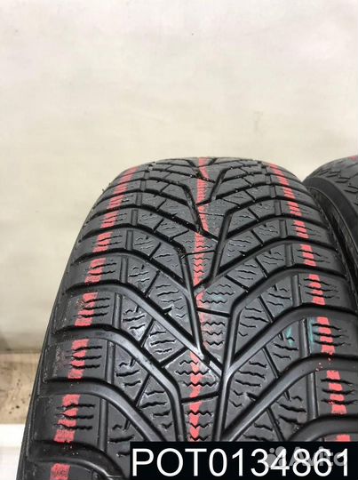 Yokohama BluEarth Winter V905 215/60 R17 96H